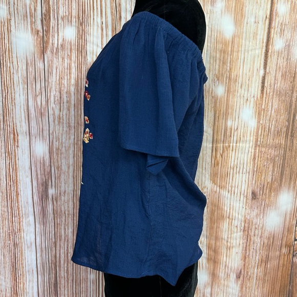 EM Embroidered Off-The-Shoulder Peasant Top - Picture 3 of 8